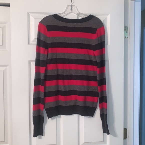 Gap Sweater - Picture 2 of 2